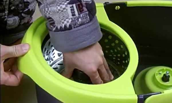 拖把桶怎么拆,這樣的旋轉(zhuǎn)拖布桶怎么把甩干那邊拆下來呢圖1