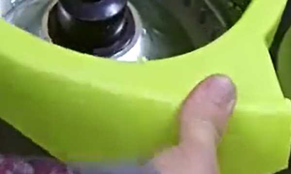 拖把桶怎么拆,這樣的旋轉(zhuǎn)拖布桶怎么把甩干那邊拆下來呢圖2