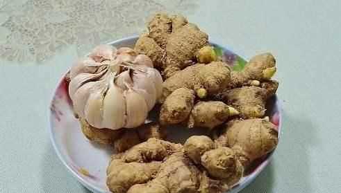 面粉長(zhǎng)蟲(chóng)子了怎么辦，買(mǎi)的面里面有小蟲(chóng)子怎么辦？圖6