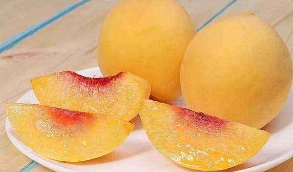 黃桃里面是紅的能吃,桃子里面有小紅點(diǎn)能吃嗎圖9