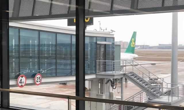 飛機(jī)行李托運(yùn)對(duì)液體有限制嗎