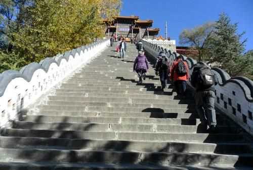 五臺山在哪個省，武當山、泰山、華山、五臺山、西湖、青海湖分布在哪個省？圖7
