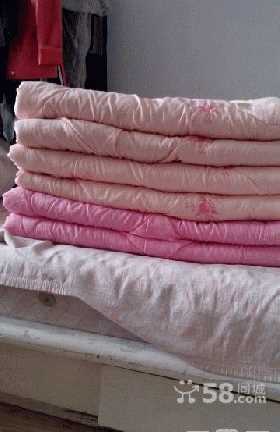 海綿床墊加棉被這樣墊著睡對身體有害嗎