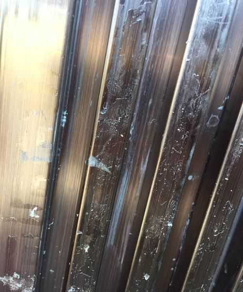 門上薄膜太久了怎么撕已經(jīng)粉化了