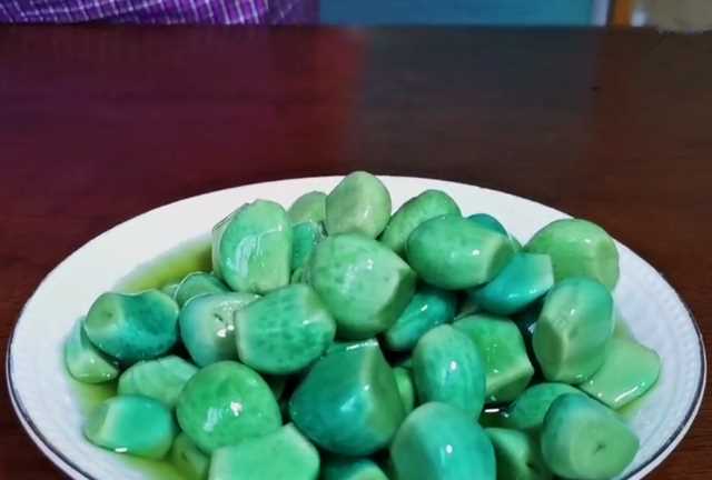 腌制臘八蒜放鹽嗎