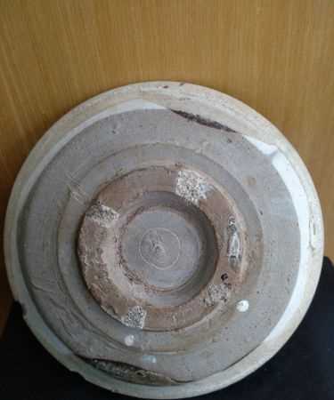 宋代磁州窯梅瓶底足特征