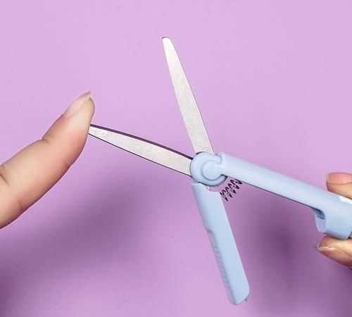 剪刀和小刀可以帶上飛機(jī)嗎