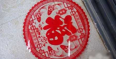 窗花紙玻璃貼怎么貼,窗花怎么往玻璃上貼圖3