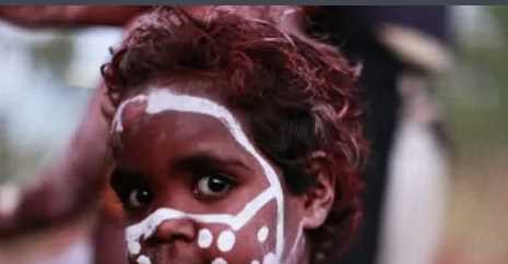 棕色的人種分布在哪個(gè)州,棕色皮膚是哪個(gè)國(guó)家的圖2