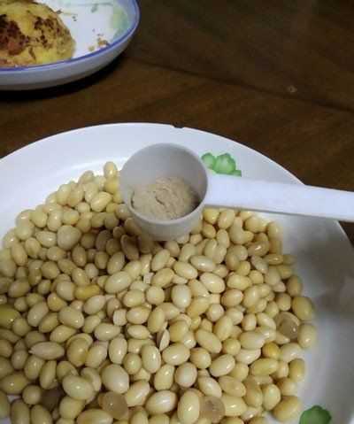 黃豆發(fā)酵長白毛是發(fā)好了,黃豆醬捂霉長出白色的毛正常嗎圖6