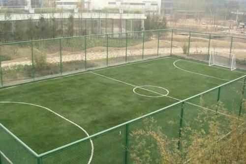 足球場(chǎng)邊線和足球場(chǎng)端線是什么