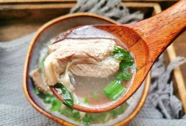 怎么燉羊肉湯又白又沒(méi)膻味,清燉羊肉湯怎么去除膻味圖4