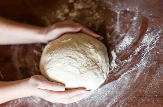 夏天發(fā)面要發(fā)多久才能發(fā)好的圖片