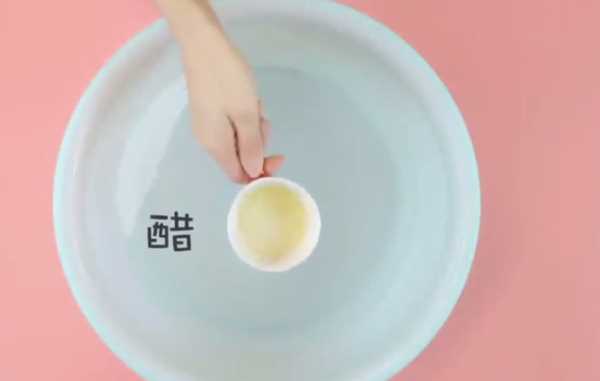 第一次買(mǎi)的羽絨服怎么洗,新買(mǎi)的羽絨服怎么洗最好圖13