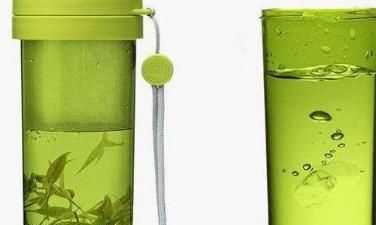 杯子有異味怎樣快速清除，茶葉在杯子里放的時間長了，有了異味，怎么清除異味？圖3