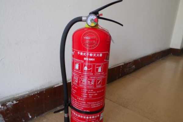 干粉滅火器多長(zhǎng)時(shí)間檢查一次,手提式干粉滅火器多長(zhǎng)時(shí)間年檢一次圖4