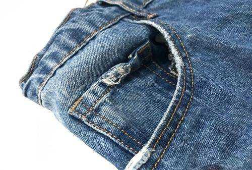 牛仔褲有味道是甲醛,牛仔褲有味道是劣質(zhì)的嗎圖1