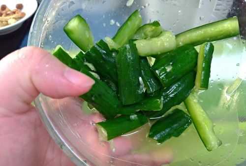 吃黃瓜為什么會(huì)澀口