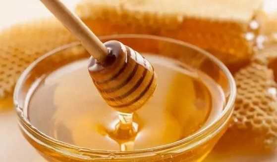 蜂蜜保質(zhì)期一般幾年,蜂蜜保質(zhì)期一般多久圖1