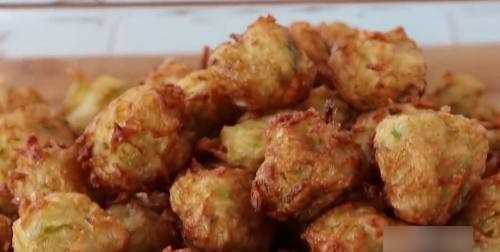 蘿卜丸子的做法,油炸蘿卜丸子的做法和配料圖16