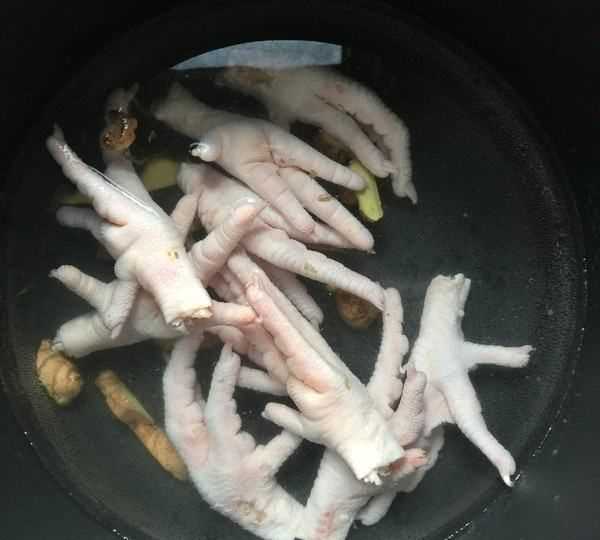 紅燒雞爪怎么做好吃,雞爪怎么炒做好吃又簡單易學(xué)圖4