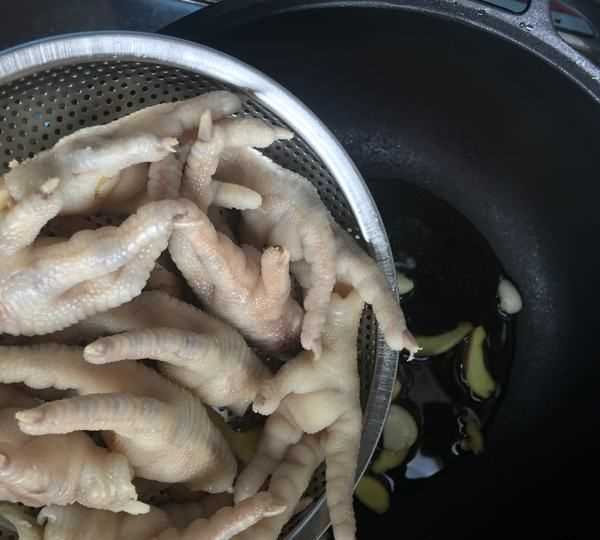 紅燒雞爪怎么做好吃,雞爪怎么炒做好吃又簡單易學(xué)圖7