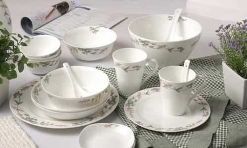 在餐館就餐時(shí)用開水燙一下碗筷能起到什么作用,餐廳就餐前用熱水燙一下碗筷可以嗎圖4