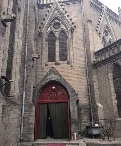 北京西什庫(kù)教堂是什么式的教堂