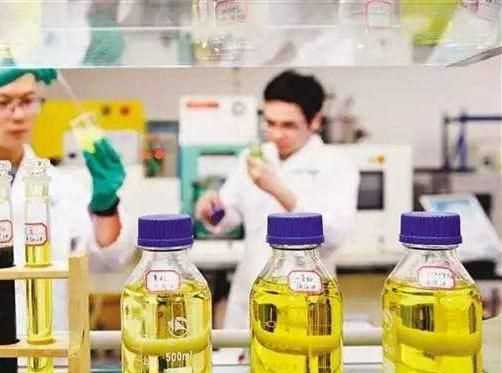 衣服上的印花圖案膠掉了怎么辦,衣服上的印花圖案膠怎么去除簡單圖1