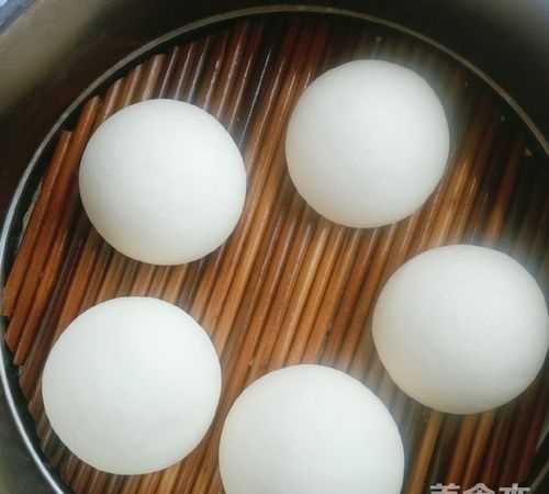 饅頭蒸好后多久開鍋才不回縮,饅頭蒸好了后馬上揭開還是悶悶