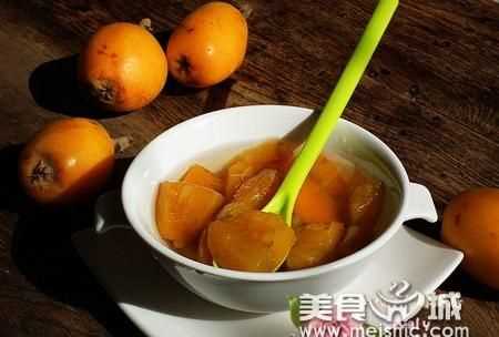 枇杷泡蜂蜜去皮好還是不去皮好