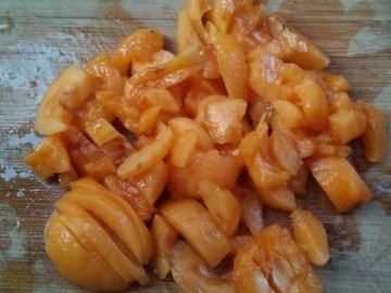 枇杷泡蜂蜜要去核,枇杷泡蜂蜜去皮好還是不去皮好圖4