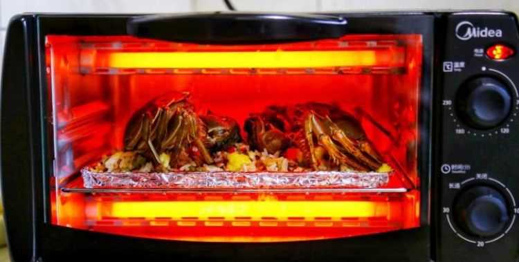 蒸烤箱能熱飯菜嗎