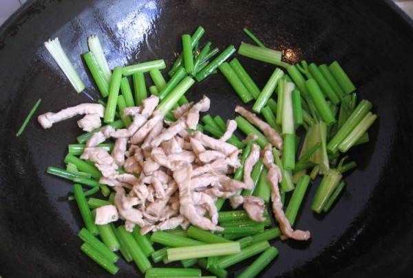 西芹炒多久才算熟,西芹煮多長(zhǎng)時(shí)間能熟圖21