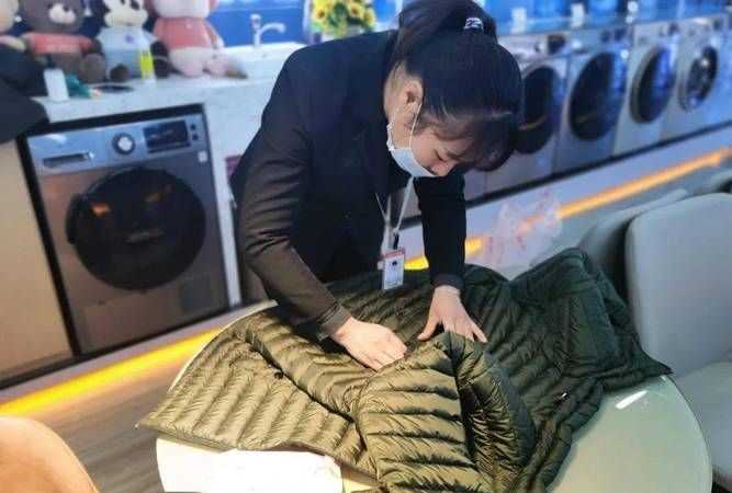 羽絨服可以用洗衣機洗嗎