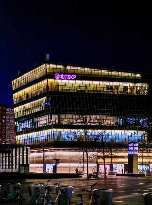 北京最大的百貨商場在哪