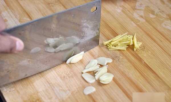 山藥怎么吃好吃又簡(jiǎn)單,山藥怎么做好吃又簡(jiǎn)單 這7種家常吃法分享給大家圖4