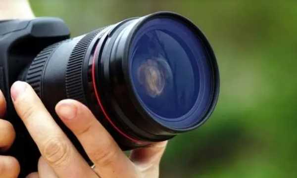 手機黑屏和鏡子哪個真實,手機原相機和鏡子哪個真實一點醫(yī)生圖1