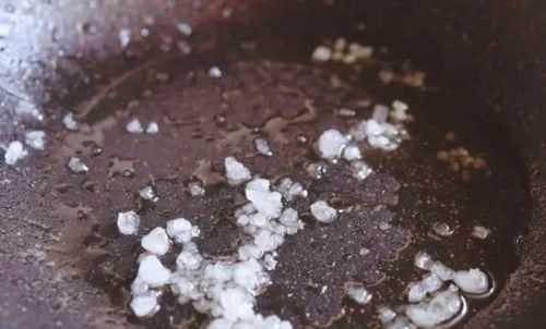 炒糖色用白糖還是冰糖好