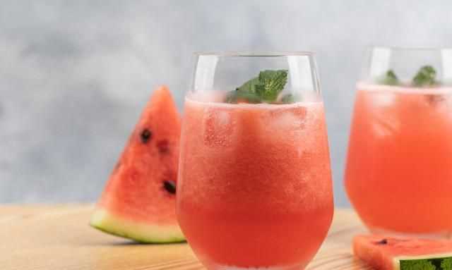 九陽破壁機打西瓜汁要加水嗎