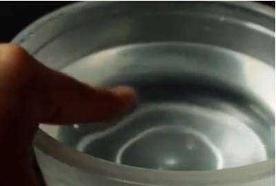 油性膠粘手上怎么辦,膠水粘手有什么辦法圖4