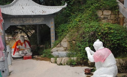 典故直鉤釣魚(yú)