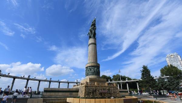 哈爾濱防洪勝利紀念塔