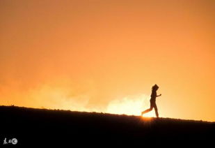 早安激勵(lì)團(tuán)隊(duì)正能量的句子,早安心語銷售正能量句子,關(guān)于銷售早安正能量的句子