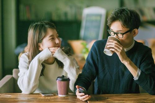 關于生命是短暫的詩句