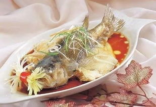 與友人共享美食的古詩句