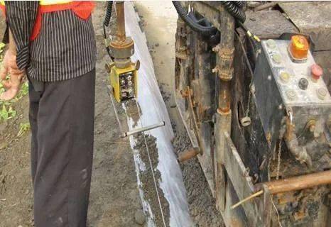 水泥穩(wěn)定碎石基層施工技術規(guī)范,水泥穩(wěn)定碎石基層施工質量的控制要點,水泥穩(wěn)定碎石基層施工工藝流程圖