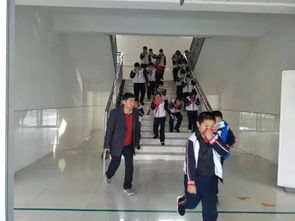 火災(zāi)逃生演練注意事項(xiàng)哪些,學(xué)?;馂?zāi)逃生演練注意事項(xiàng),火災(zāi)逃生注意事項(xiàng)7點(diǎn)