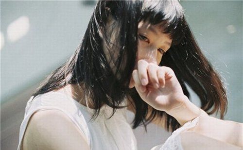 對(duì)啊，就是嫌你窮才分手的啊