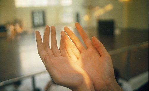 誰在寂寞中守候著你